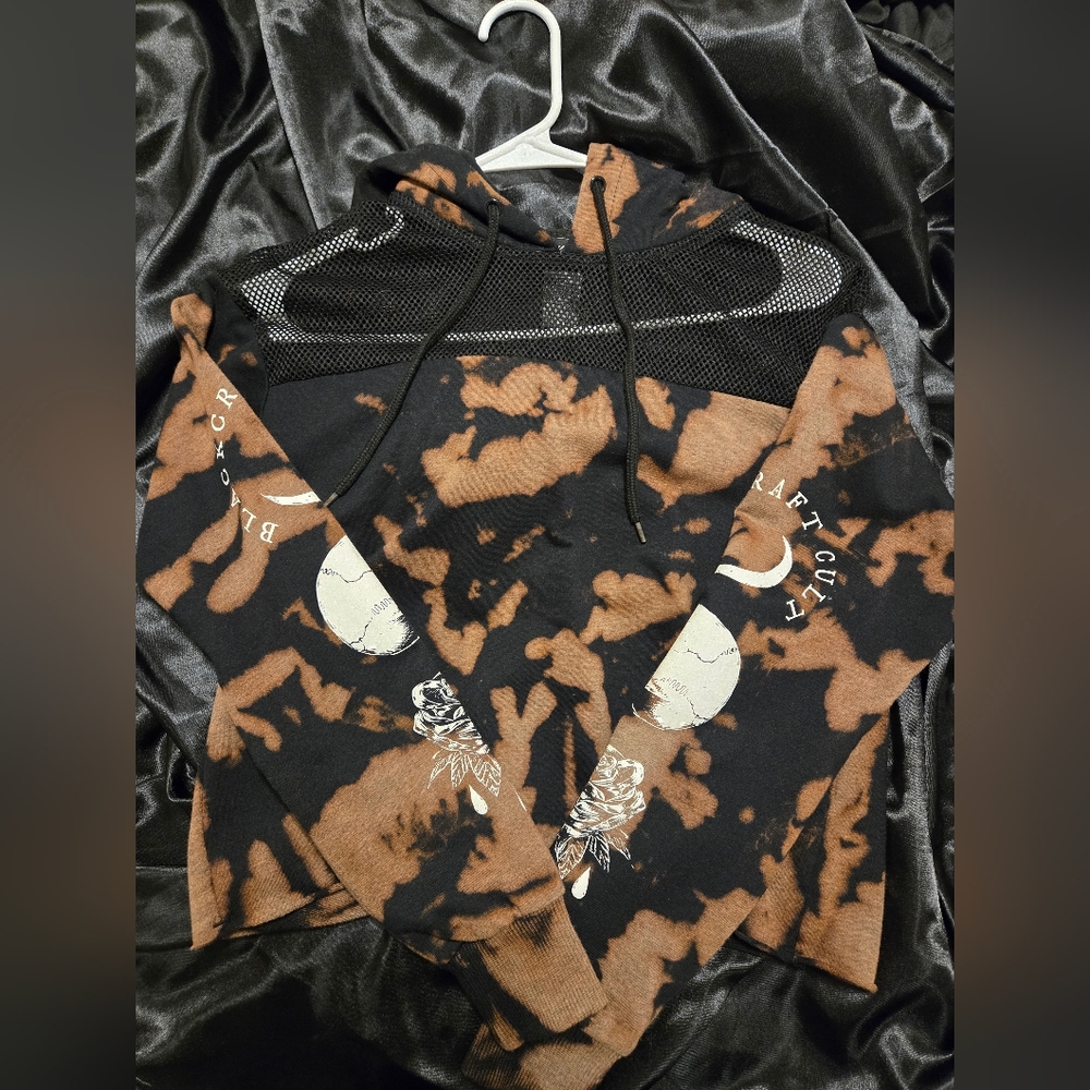 Blackcraft cult crop top